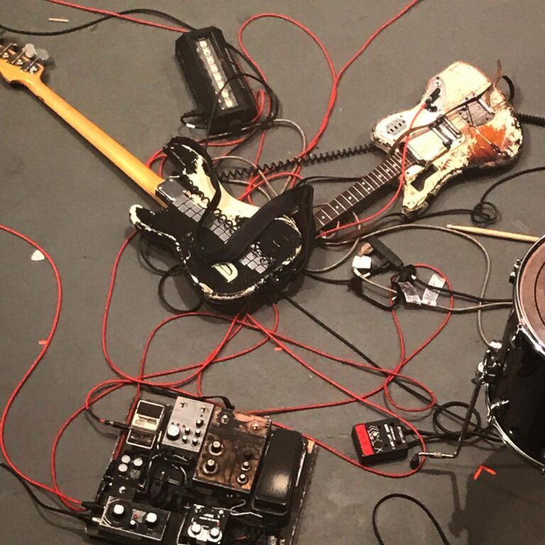 A Place to Bury Strangers no CCSP