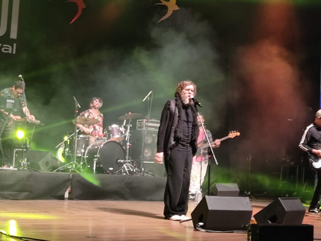 Otto Apresenta 15 Anos de “Certas Manhãs acordei de sonhos intranquilos” – Teatro do CIC – 09-11 – Florianopolis – TUM FESTIVAL