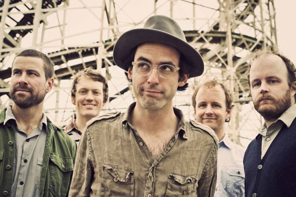 Clap Your Hands Say Yeah Celebra 20 Anos de Álbum de Estreia com Show Exclusivo no Cine Jóia