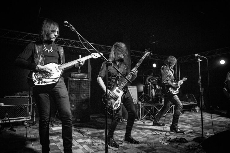 Fuzztones: A garagem dos Anos 80 invade o Cine Jóia