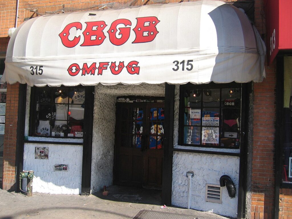 CBGB Festival 2025: Iggy Pop, Sex Pistols e o retorno barulhento do templo punk de Nova York