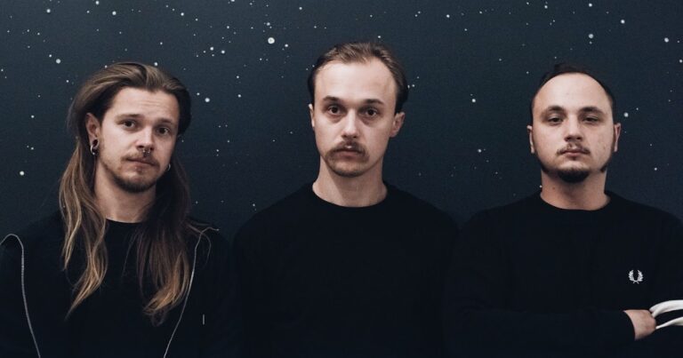 Molchat Doma retorna a São Paulo com show único no Tokio Marine Hall