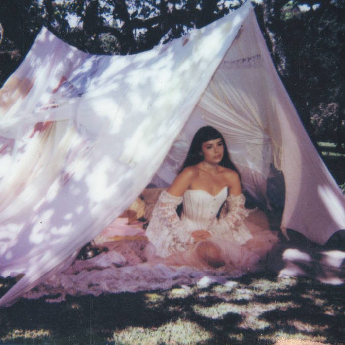 Resenha: Julia Mestre – Maravilhosamente Bem (2025)