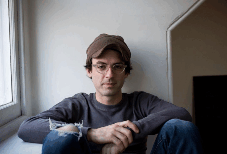 No Dia dos Namorados, Clap Your Hands Say Yeah faz show especial de 20 anos do cultuado disco de estreia no Cine Joia