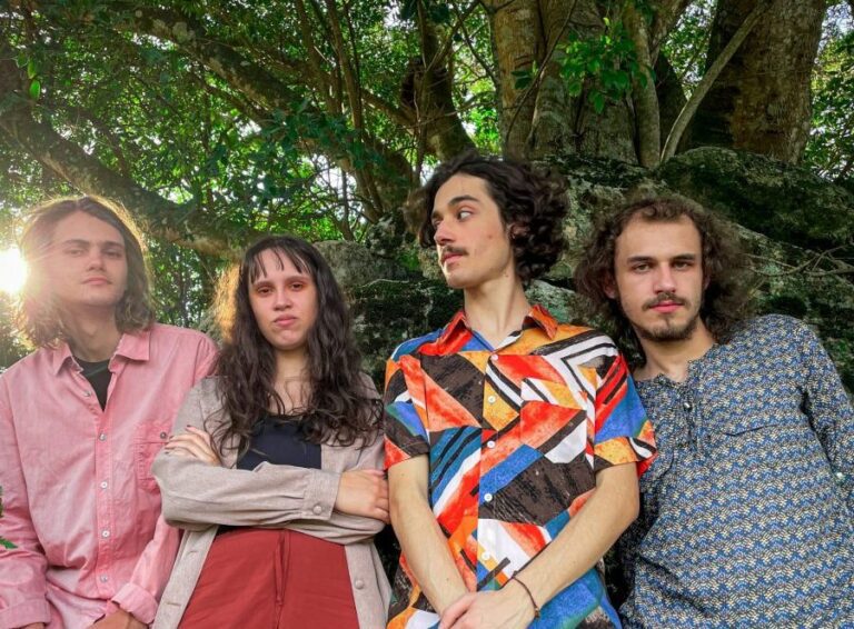 Metanóia traz turnê “Expedição à Malva” para o Inferninho da Bro Cave, ao lado das locais Lupino e Epônima