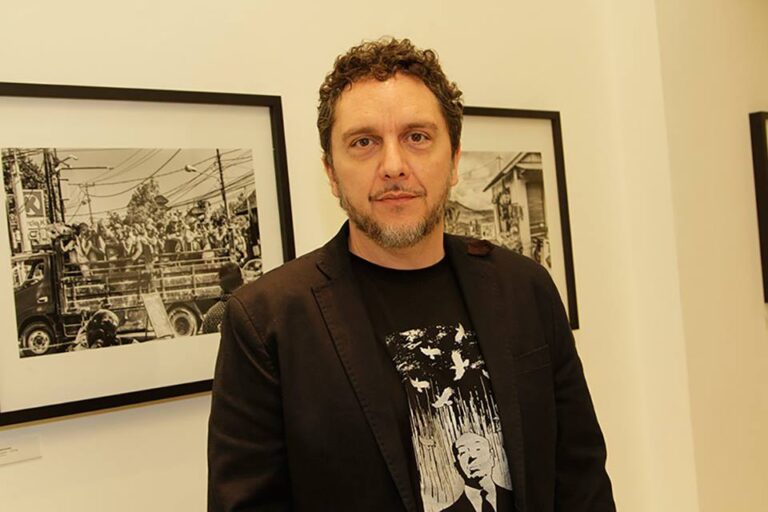 As gravadoras estão tentando silenciar o jornalismo musical independente?