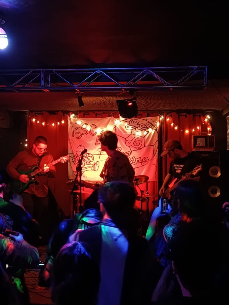 Trio de Shows incendiaram o Inferninho da Brocave: Gol de Goleiro, Daguerre e Carmino. 2