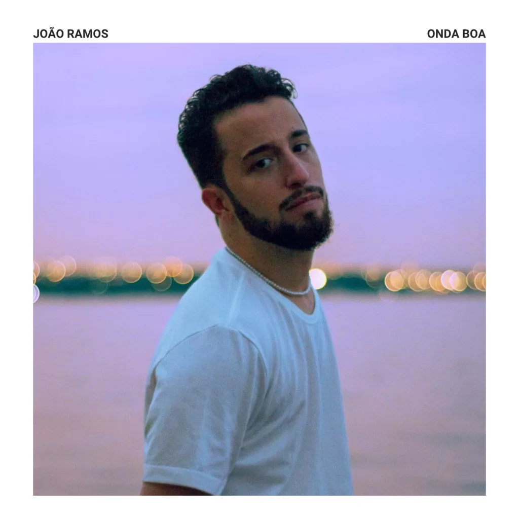 João Ramos, vocalista da Caos Lúdico, estreia projeto solo com single “Onda Boa”