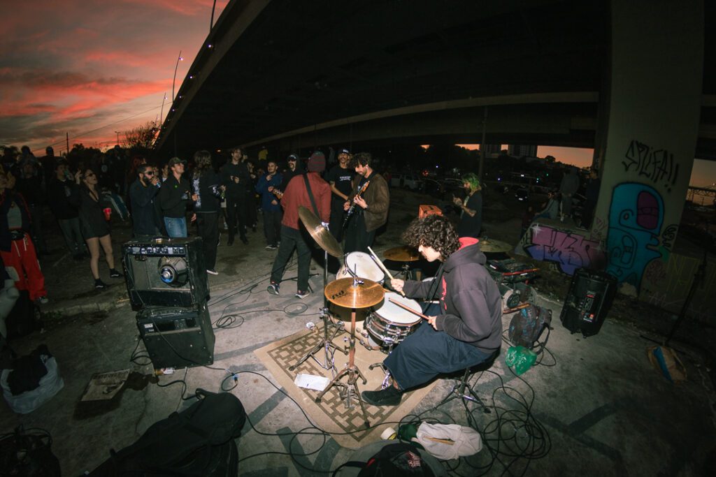 Centroleste Autopeças: o “CPM22 do futuro” que está transformando a cena alternativa de Floripa 4
