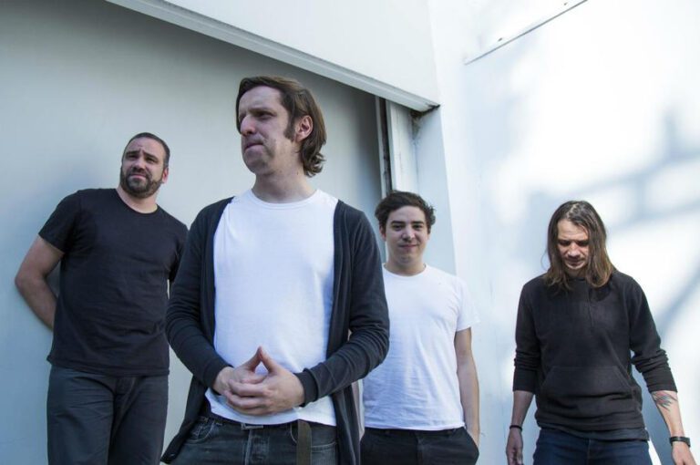 Ludovic anuncia miniturnê e show em Florianópolis no Desgosto