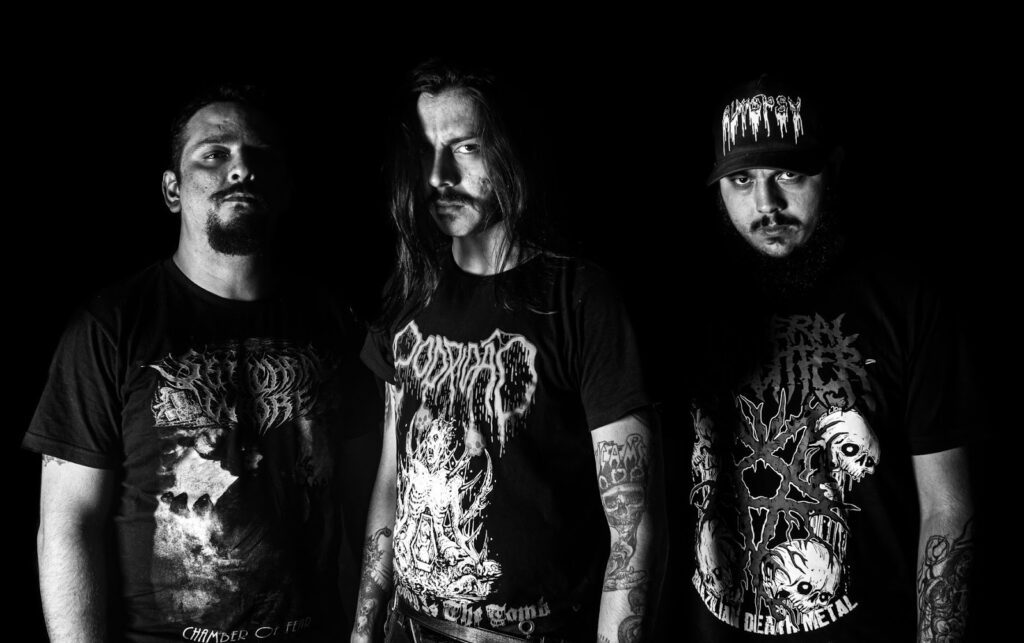 Velho e Podridão Tour 2025 chega a Florianópolis para uma noite de peso no Desgosto