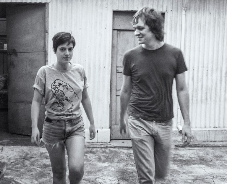 Antiprisma comemora o aniversário de um ano de seu vinil!