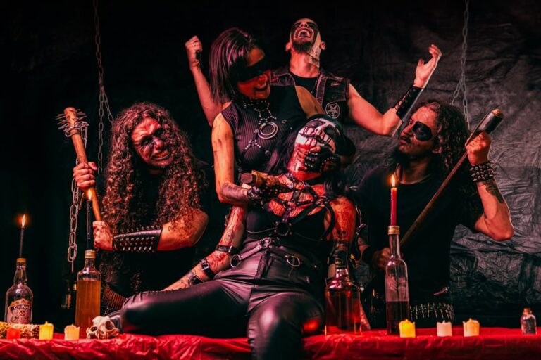 Subterrâneo – Noite Abissal agita o Beco Bar com o metal mais extremo de SC