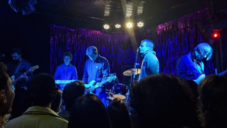 Jovens Ateus encerram 2025 com três shows em Santa Catarina