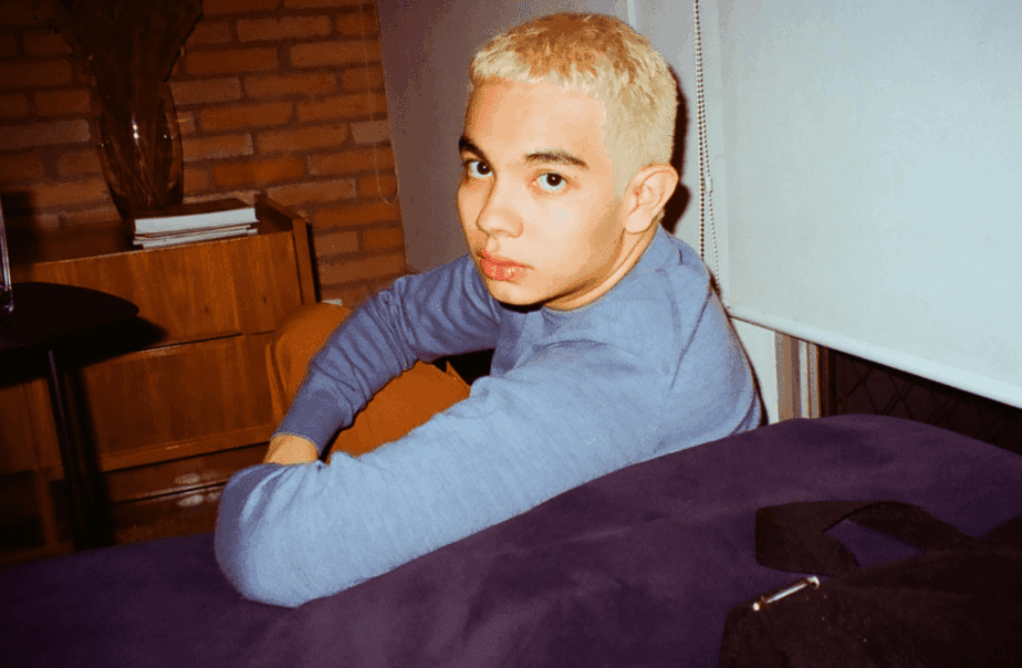 Pedro Lanches se apresenta no Inferninho da Bro Cave ao lado de Tapete Tapete e Cranqz neste sábado