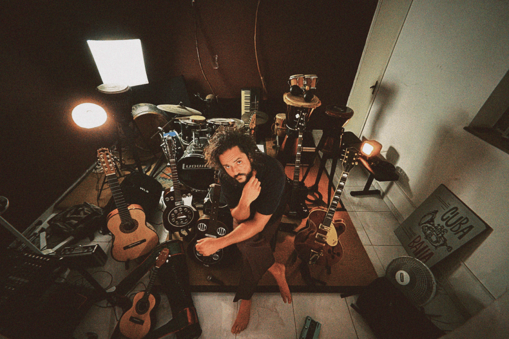 Estreia de Roguan empolga em seu primeiro álbum!