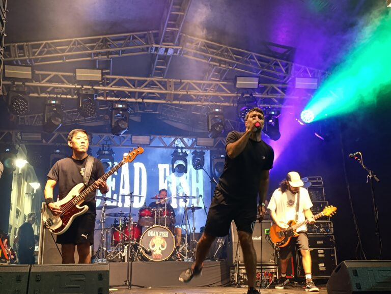 Dead Fish + Afasia + Desgosto = HC em estado bruto em Fevereiro