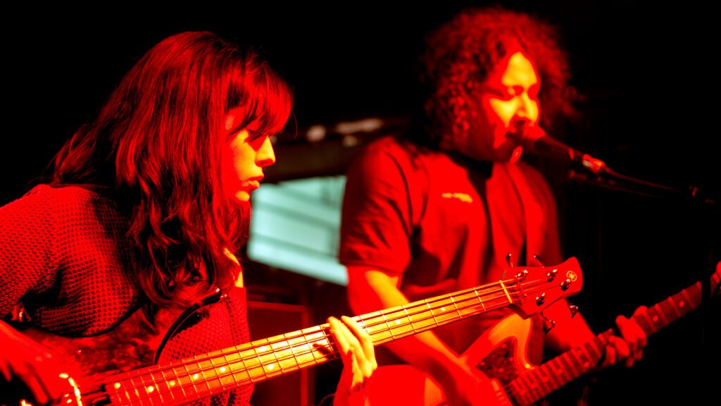 Banda de Casinha na Desgosto: Quem tem amigos tem tudo! 2