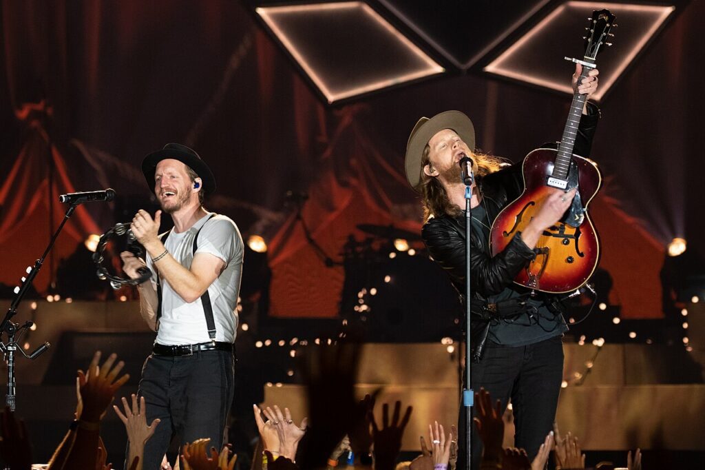 The Lumineers anunciam shows no Brasil em 2026 com a Automatic World Tour