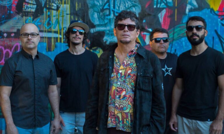 Mangue em estado bruto: Mundo Livre S/A traz seus clássicos a Floripa