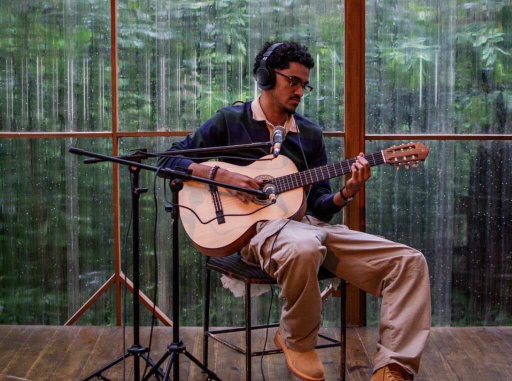 Ryan Fidelis, cria do estreito e sensação do R&B brasileiro, é o próximo convidado de O Novo Sempre Vem