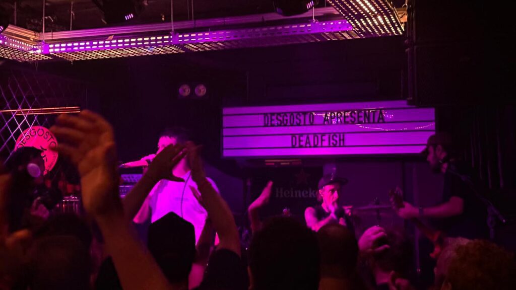 Dead Fish Revisita “Afasia” Na Íntegra Em Show Histórico No Desgosto 5 Dead Fish revisita “Afasia” na íntegra em show histórico no Desgosto 4