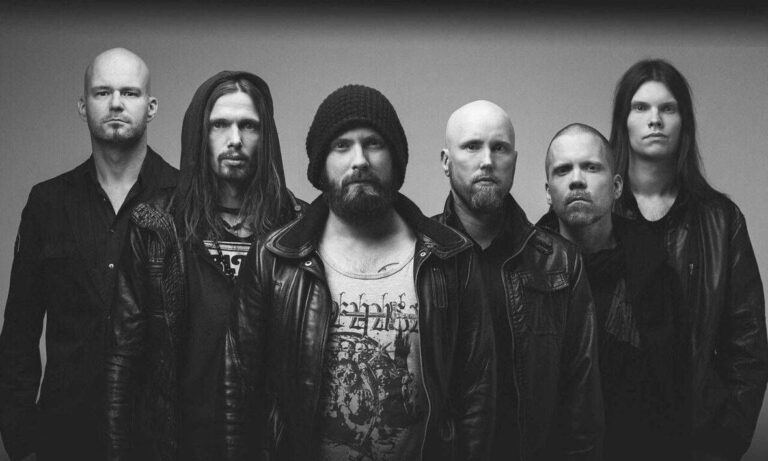 Swallow the Sun volta a São Paulo com show do premiado álbum Shining!