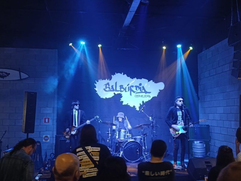 Marcelo Gross no Balbúrdia: chopp gelado, clássicos e um rock sem firula