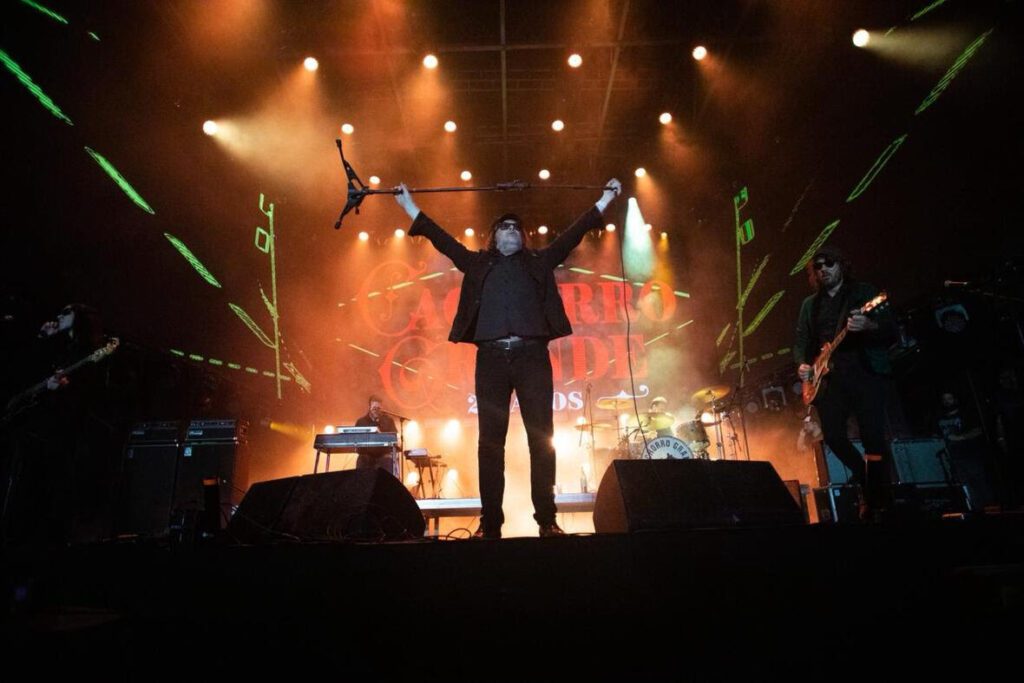 Cachorro Grande retoma a estrada e confirma show no Cine Joia, em São Paulo