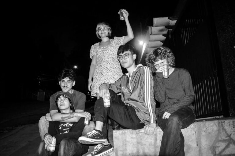 Magnólia, .pontonemo. e Canzone trazem nova geração do emo brasileiro ao Inferninho da Bro Cave