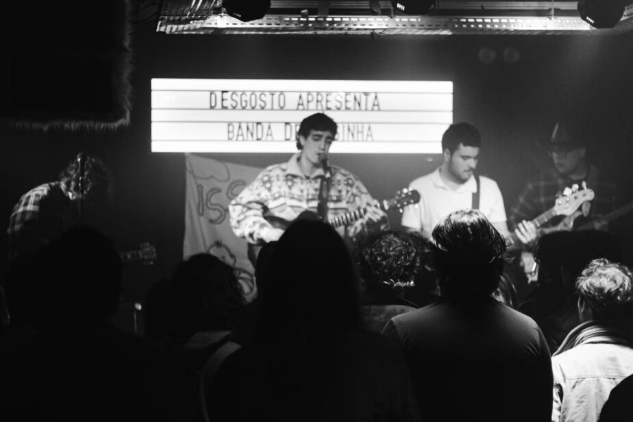 BANDA DE CASINHA NA DESGOSTO (SC) – PERTENCIMENTO, 3 BANDAS E QUESTIONAMENTOS.