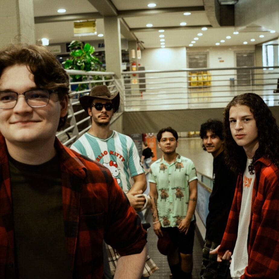 Sugar Coated, Querido Diário e Sepulcro se apresentam no O Baixo Centro Bar em Florianópolis