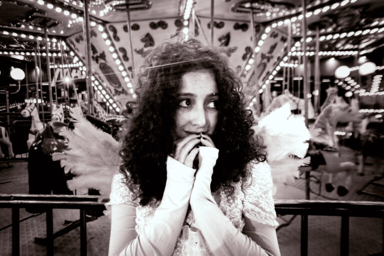 Jonabug apresenta clipe cinematográfico de “you cut my wings”